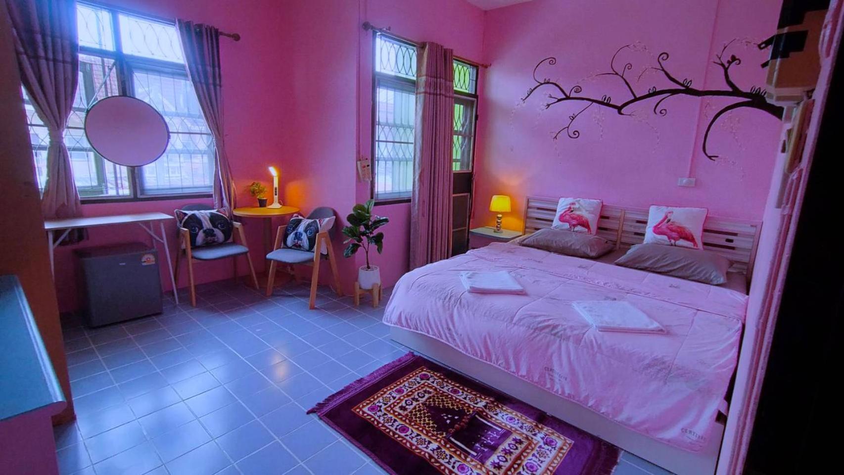Ruenthip Homestay 曼谷 外观 照片