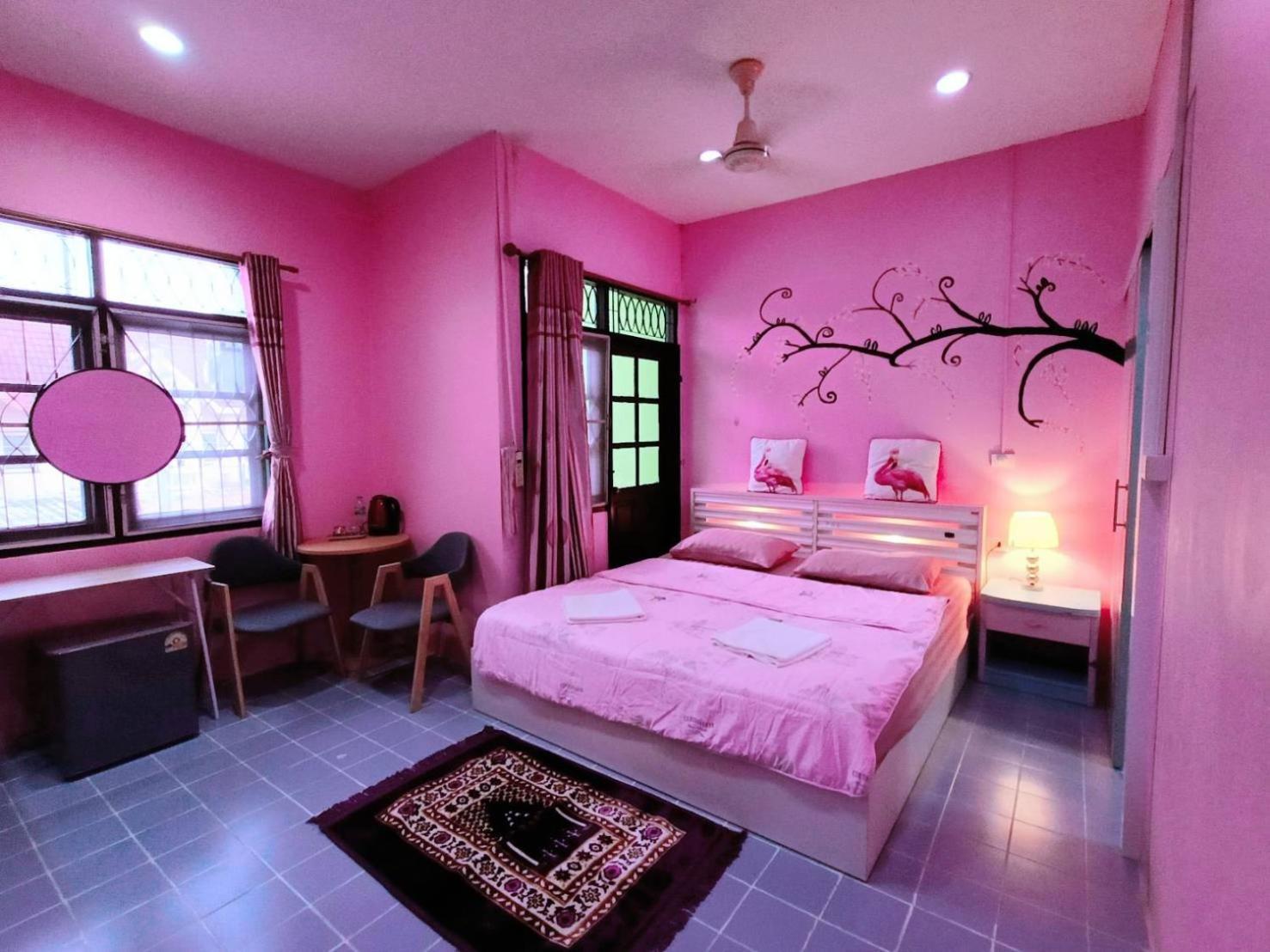Ruenthip Homestay 曼谷 外观 照片